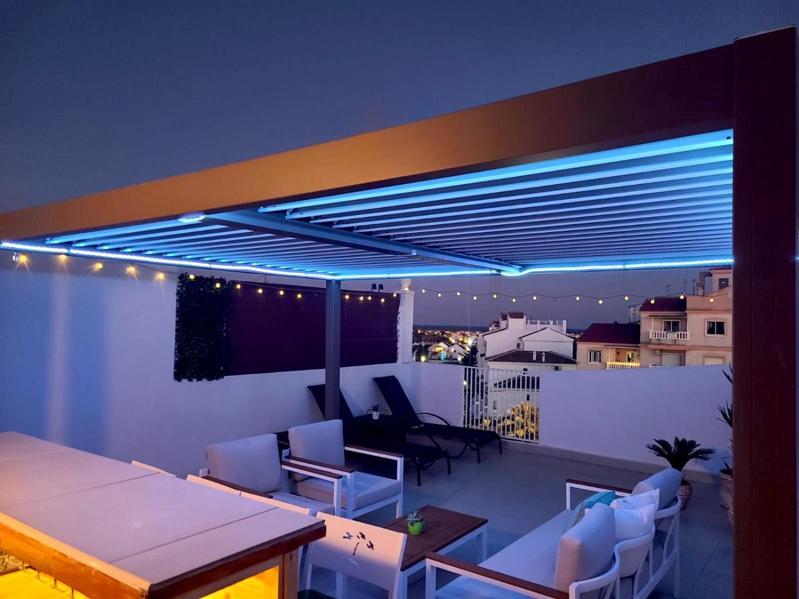 Green Lagoon Penthouse 托雷维耶哈 外观 照片