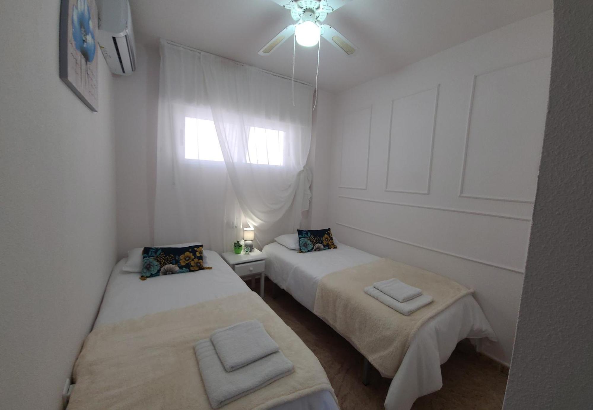 Green Lagoon Penthouse 托雷维耶哈 外观 照片
